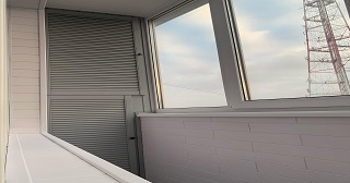 Холодное остекление балкона Ирбит цена от 8204 руб. м/п. за 50 часов